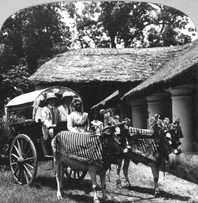 Framed Print : Leaving the dak bungalow for a bile-gharry, Belgaum district, southern India, 1900s. Artist: Realistic Framed Print : Leaving the dak bungalow for a bile-gharry, Belgaum district, southern India, 1900s. Artist: Realistic