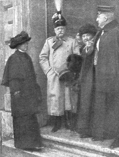 L'entrée de l'Italie dans la Guerre, le 24 mai 1915; M de Bulow et la princesse de Bulow, 1915. Creator: Unknown