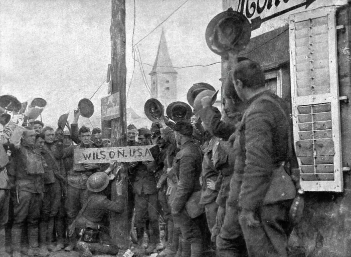 Framed Print : Les Americains dans le Saillant de Saint-Mihiel; A la sortie d'un village, des Yanks'... 1918. Creator: Unknown. Les Americains dans le Saillant de Saint-Mihiel; A la sortie d'un village, des Yanks'... 1918. Creator: Unknown Framed Print : Les Americains dans le Saillant de Saint-Mihiel; A la sortie d'un village, des Yanks'... 1918. Creator: Unknown. Les Americains dans le Saillant de Saint-Mihiel; A la sortie d'un village, des Yanks'... 1918. Creator: Unknown