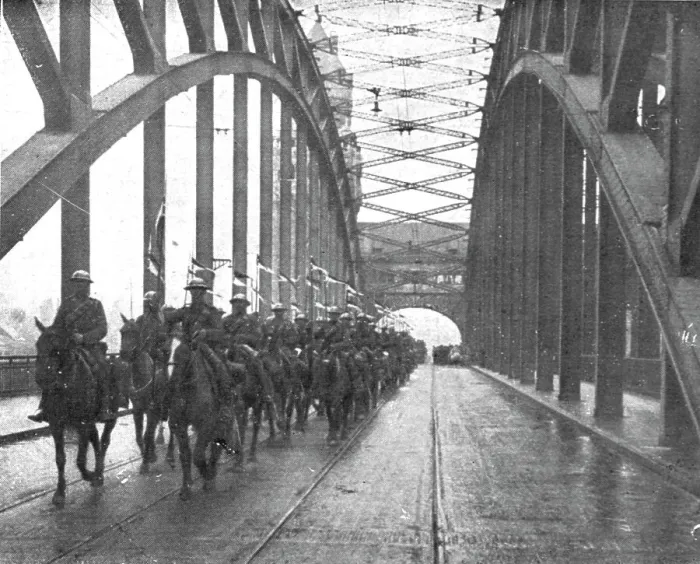 Framed Print : Les Anglais sur le Rhin; A Cologne, Lanciers britanniques passant le Rhin a Cologne... 1918. Creator: Jean Clair-Guyot Framed Print : Les Anglais sur le Rhin; A Cologne, Lanciers britanniques passant le Rhin a Cologne... 1918. Creator: Jean Clair-Guyot