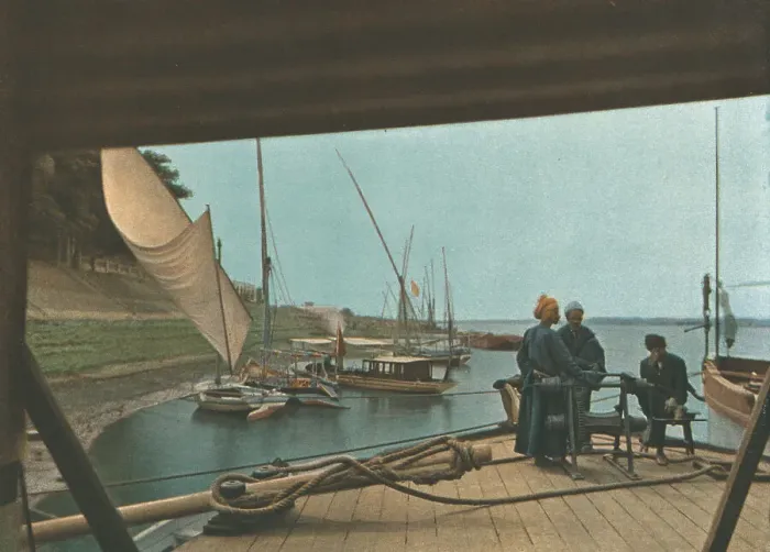 Framed Print : Les berges du Nil a Ouadi-Halfa; Le Nord-Est Africain, 1914. Creator: Jules Gervais-Courtellemont Framed Print : Les berges du Nil a Ouadi-Halfa; Le Nord-Est Africain, 1914. Creator: Jules Gervais-Courtellemont