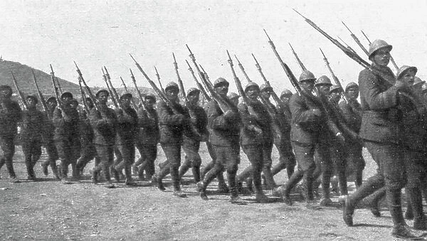 Les Evenements de Grece; L'armee de Salonique: un regiment cretois, equipe a la francaise... 1917. Creator: Robert Vaucher