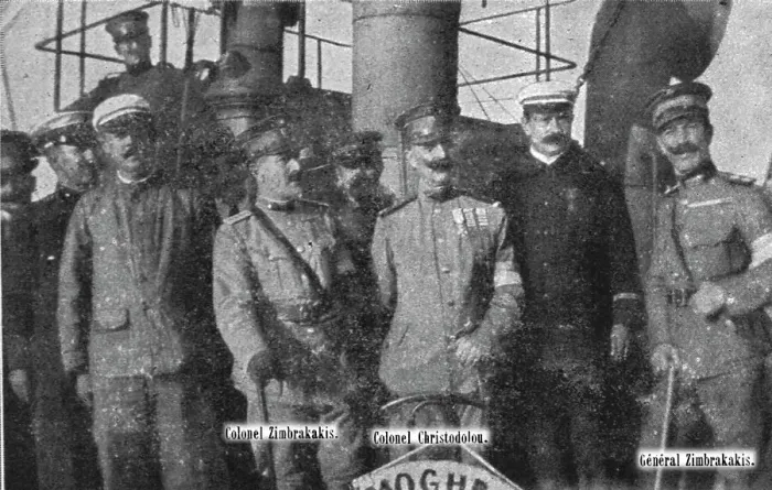 Framed Print : Les evenements de Grece; Le colonel nationaliste grec Christodolou, venantde Cavalla et de... 1916 Creator: Unknown Framed Print : Les evenements de Grece; Le colonel nationaliste grec Christodolou, venantde Cavalla et de... 1916 Creator: Unknown
