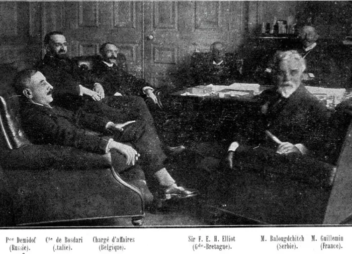 Framed Print : Les evenements de Grece; Une reunion des ministres de l'Entente a la Legation de France, 1916. Creator: Unknown
