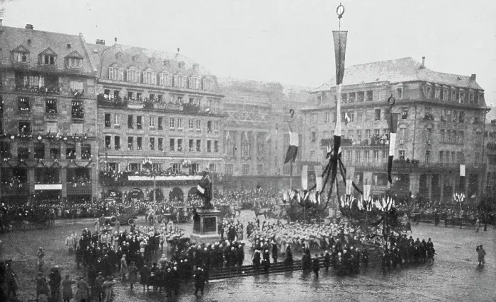 Framed Print : Les fetes du 9 decembre 1918 a Strasbourg; Le President de la Republique depose une gerbe... 1918. Creator: Unknown Framed Print : Les fetes du 9 decembre 1918 a Strasbourg; Le President de la Republique depose une gerbe... 1918. Creator: Unknown