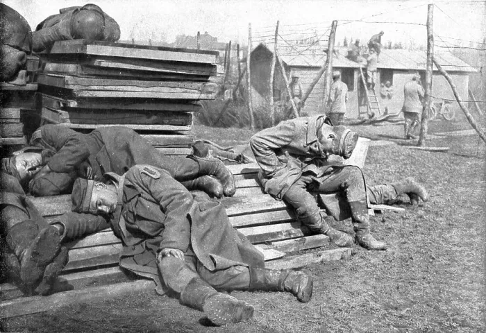 Framed Print : Les Leurs, apres la bataille: prisonniers allemands extenues, ecrases par le sommeil... 1918. Creator: Unknown. Les Leurs, apres la bataille: prisonniers allemands extenues, ecrases par le sommeil... 1918. Creator: Unknown Framed Print : Les Leurs, apres la bataille: prisonniers allemands extenues, ecrases par le sommeil... 1918. Creator: Unknown. Les Leurs, apres la bataille: prisonniers allemands extenues, ecrases par le sommeil... 1918. Creator: Unknown