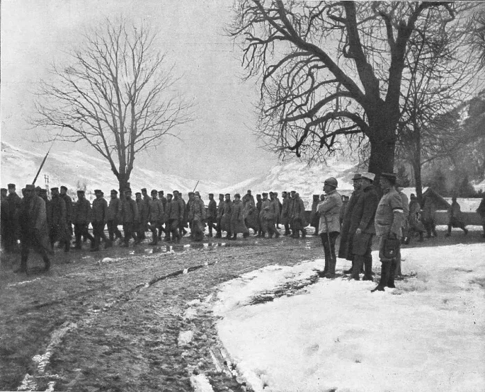 Framed Print : Les Prisonniers Allemands de L'Hartmannswillerkopf; Defile devant le general Dubail. 1916. Creator: Unknown Framed Print : Les Prisonniers Allemands de L'Hartmannswillerkopf; Defile devant le general Dubail. 1916. Creator: Unknown