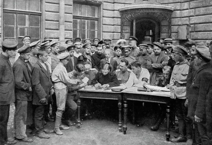 Framed Print : Les Soubresauts de la Russie; Un bureau de recrutement pour engages volontaires... 1917. Creator: Unknown Framed Print : Les Soubresauts de la Russie; Un bureau de recrutement pour engages volontaires... 1917. Creator: Unknown