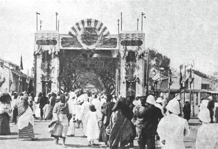 Framed Print : Les vainqueurs du Cameroun; A Dakar: arc de triomphe, 1916. Creator: Unknown Framed Print : Les vainqueurs du Cameroun; A Dakar: arc de triomphe, 1916. Creator: Unknown