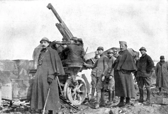 Framed Print : Les Vainqueurs du Zeppelin de Rivigny; Le personnel de la section d'autos-canons, don't un coup heu Creator: Unknown Framed Print : Les Vainqueurs du Zeppelin de Rivigny; Le personnel de la section d'autos-canons, don't un coup heu Creator: Unknown