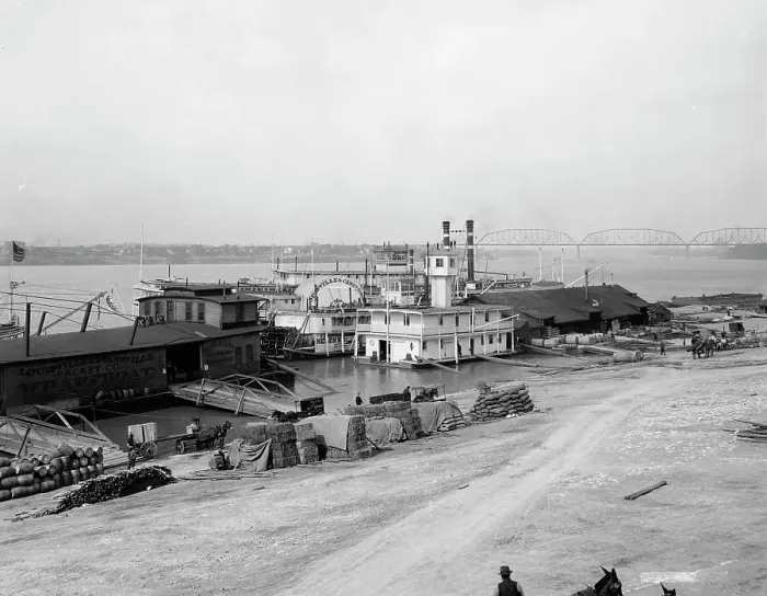 Framed Print : The Levee, Louisville, Ky. c.between 1900 and 1910. Creator: Unknown