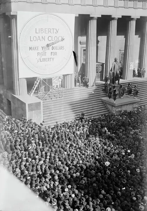 Framed Print : Liberty Bond Meet, (19 Oct 1917?). Creator: Bain News Service Framed Print : Liberty Bond Meet, (19 Oct 1917?). Creator: Bain News Service