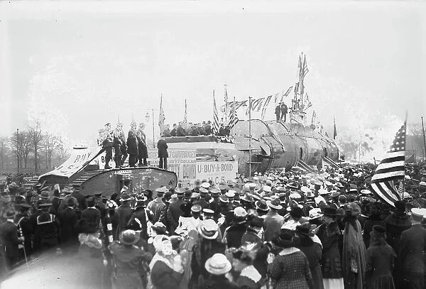 Liberty Loan procession in Central Park, 25 Oct 1917. Creator: Bain News Service