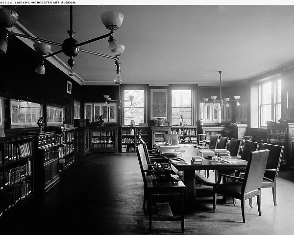 Library, Worcester Art Museum [Worcester, Mass.], between 1900 and 1920. Creator: Unknown