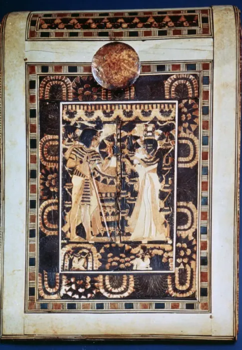 Framed Print : Lid of a coffer showing Tutankhamun and his wife Ankhesenamun in a garden, 14th century BC