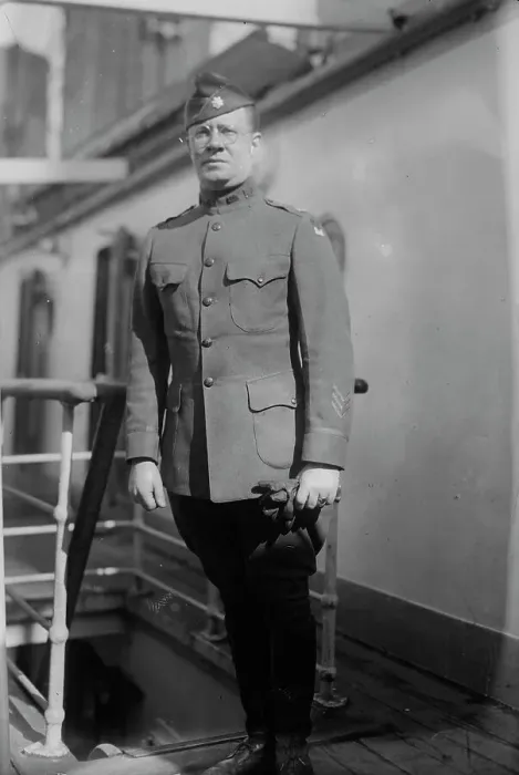 Framed Print : Lieutenant-Colonel F.W. Chevalier, between c1915 and c1920. Creator: Bain News Service Framed Print : Lieutenant-Colonel F.W. Chevalier, between c1915 and c1920. Creator: Bain News Service