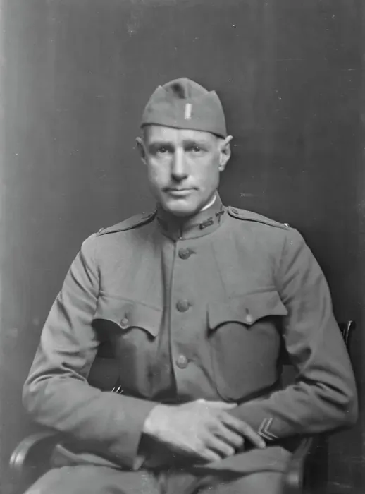 Framed Print : Lieutenant E.T.H. Metcalf, portrait photograph, 1918 Sept. 10. Creator: Arnold Genthe