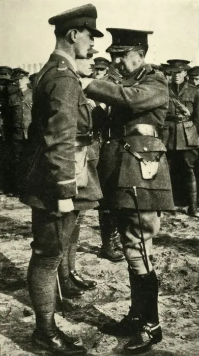 Framed Print : Lieutenant Kent receiving the Military Cross, First World War, 1915-1916, (c1920) Framed Print : Lieutenant Kent receiving the Military Cross, First World War, 1915-1916, (c1920)