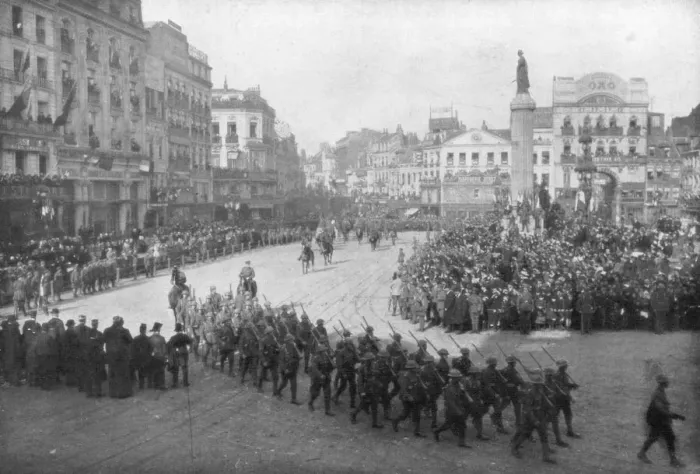 Framed Print : Lille being liberated by the British 5th Army, France, 17 October 1918 Framed Print : Lille being liberated by the British 5th Army, France, 17 October 1918