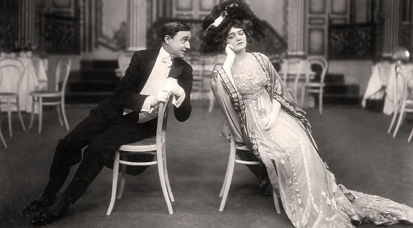 Lily Elsie and Joseph Coyne in The Merry Widow, 1907. Artist: Foulsham and Banfield