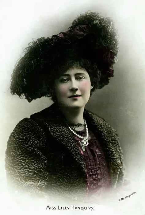 Framed Print : Lily Hanbury (1874-1908), English actress, early 20th century. Artist: Reinhold Thiele Framed Print : Lily Hanbury (1874-1908), English actress, early 20th century. Artist: Reinhold Thiele