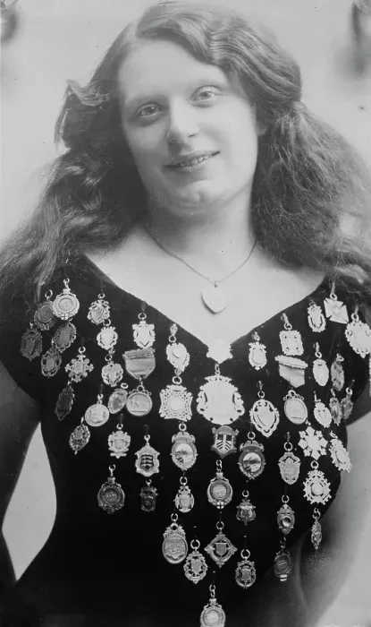 Framed Print : Lily Smith, between c1910 and c1915. Creator: Bain News Service Framed Print : Lily Smith, between c1910 and c1915. Creator: Bain News Service