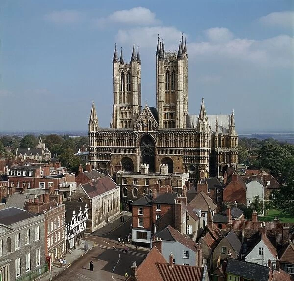 Lincoln Cathedral from the west