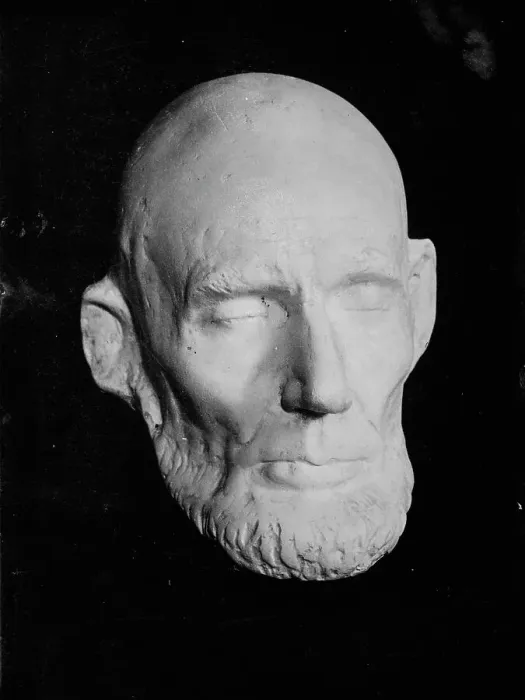 Framed Print : Lincoln Life Mask, between c1915 and c1920. Creator: Bain News Service Framed Print : Lincoln Life Mask, between c1915 and c1920. Creator: Bain News Service