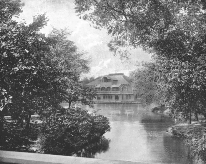 Framed Print : Lincoln Park, Chicago, Illinois, USA, c1900. Creator: Unknown Framed Print : Lincoln Park, Chicago, Illinois, USA, c1900. Creator: Unknown
