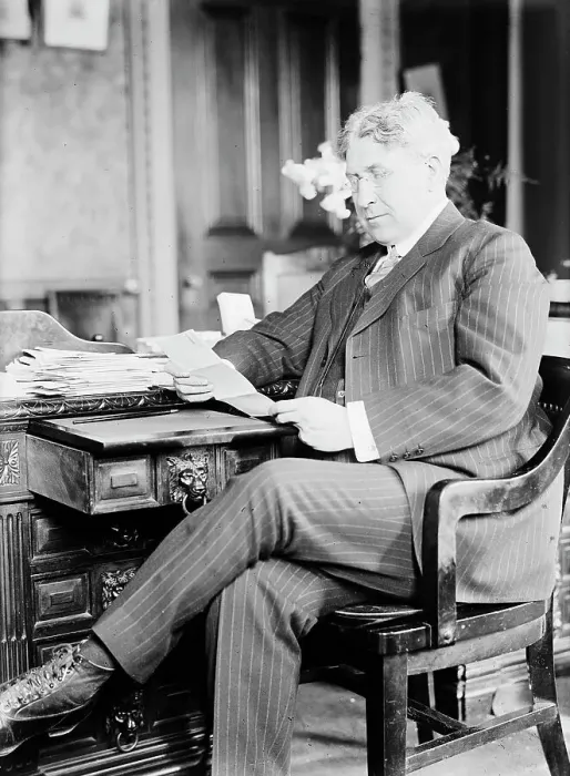 Framed Print : Lindley M. Garrison, Secretary of War, at Desk, 1913. Creator: Harris & Ewing. Lindley M. Garrison, Secretary of War, at Desk, 1913. Creator: Harris & Ewing Framed Print : Lindley M. Garrison, Secretary of War, at Desk, 1913. Creator: Harris & Ewing. Lindley M. Garrison, Secretary of War, at Desk, 1913. Creator: Harris & Ewing