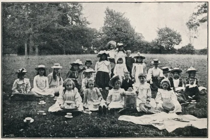 Framed Print : The Little Londoners Whom Our Bairns sent to the Country, 1901