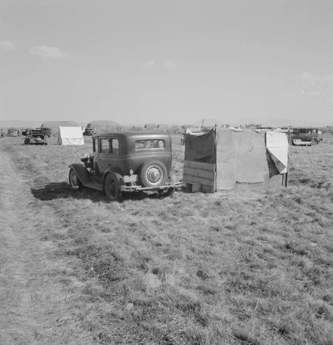Framed Print : Living conditions for migrant potato pickers, Tulelake, Siskiyou County, California, 1939. Creator: Dorothea Lange Framed Print : Living conditions for migrant potato pickers, Tulelake, Siskiyou County, California, 1939. Creator: Dorothea Lange