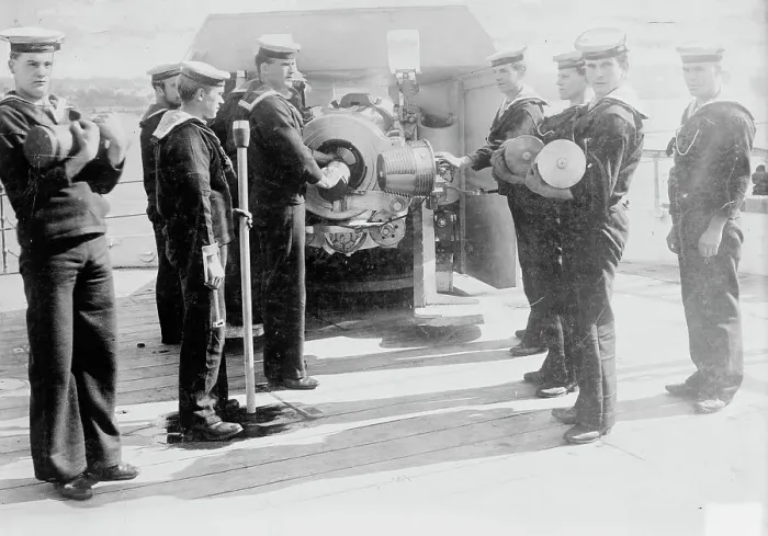 Framed Print : Loading Big Gun, British Navy, between c1910 and c1915. Creator: Bain News Service Framed Print : Loading Big Gun, British Navy, between c1910 and c1915. Creator: Bain News Service