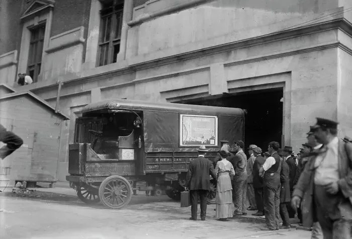 Framed Print : Loading gold truck, 9 / 8 / 15, 1915. Creator: Bain News Service Framed Print : Loading gold truck, 9 / 8 / 15, 1915. Creator: Bain News Service