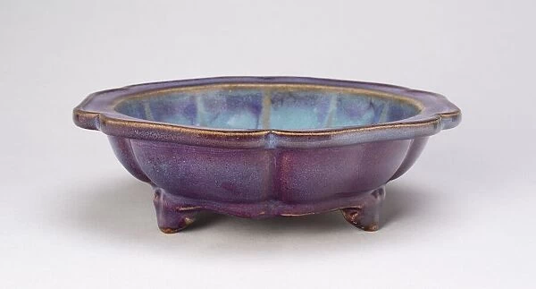 Lobed Basin for Flowerpot, Ming dynasty (1368-1644), 15th century. Creator: Unknown