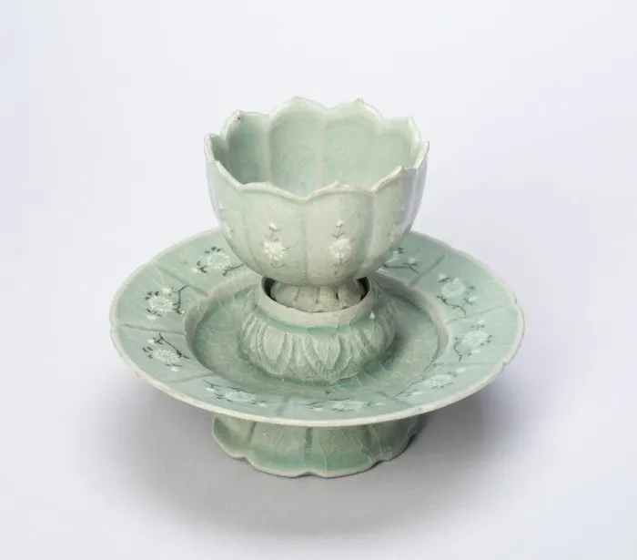 Framed Print : Lobed Cup and Stand with Chrysanthemum Flower Heads, Floral Sprays, and Fish Amid... 12th / 13th cent Creator: Unknown Framed Print : Lobed Cup and Stand with Chrysanthemum Flower Heads, Floral Sprays, and Fish Amid... 12th / 13th cent Creator: Unknown