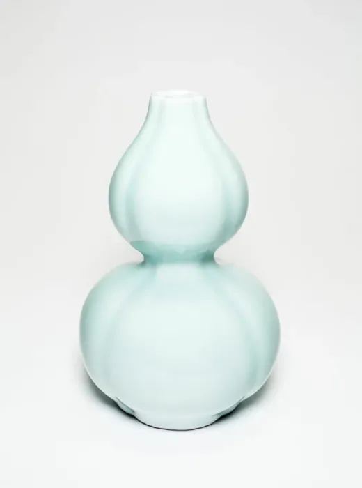 Framed Print : Lobed Gourd-Shaped Vase, Qing dynasty, Qianlong reign mark (1736-1795), c Framed Print : Lobed Gourd-Shaped Vase, Qing dynasty, Qianlong reign mark (1736-1795), c
