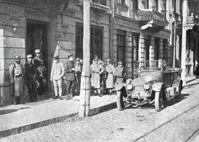 Framed Print : L'Occupation Francaise en Bulgarie; Le quartier general des troupes francaises a Sofia, 1918. Creator: Unknown Framed Print : L'Occupation Francaise en Bulgarie; Le quartier general des troupes francaises a Sofia, 1918. Creator: Unknown