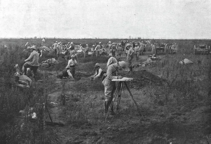 Framed Print : L'offensive de la Somme: L'avance de la grosse artillerie, 1916. Creator: Unknown Framed Print : L'offensive de la Somme: L'avance de la grosse artillerie, 1916. Creator: Unknown