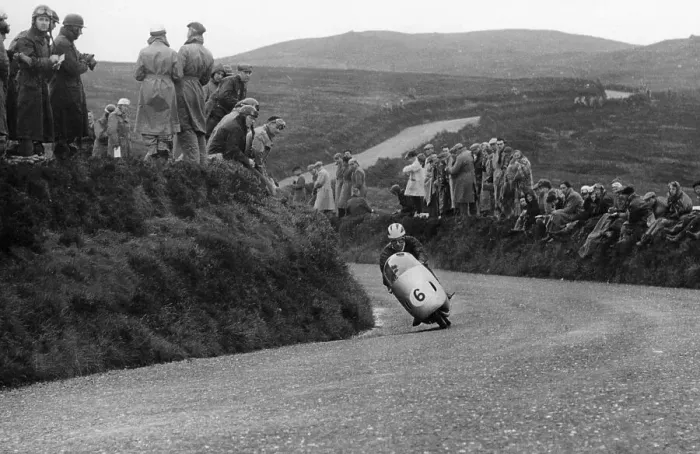 Framed Print : Bill Lomas riding an MV bike, 1955 Framed Print : Bill Lomas riding an MV bike, 1955