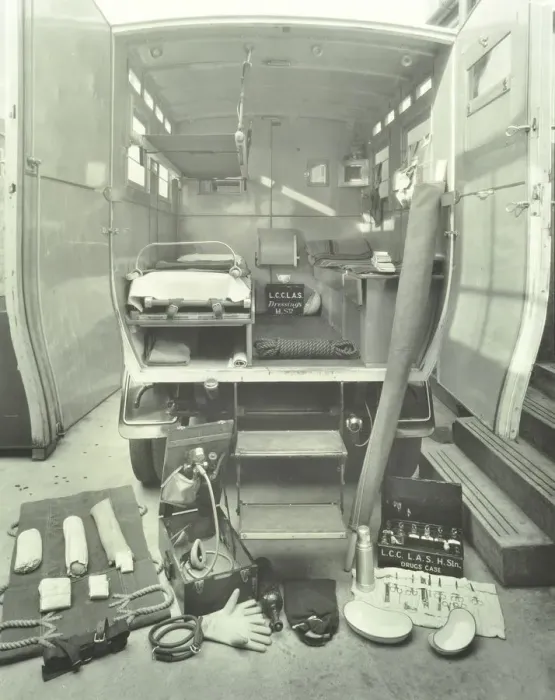 Framed Print : London County Council ambulance interior and equipment, 1925 Framed Print : London County Council ambulance interior and equipment, 1925