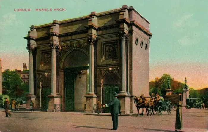Framed Print : London, Marble Arch, c1906 Framed Print : London, Marble Arch, c1906