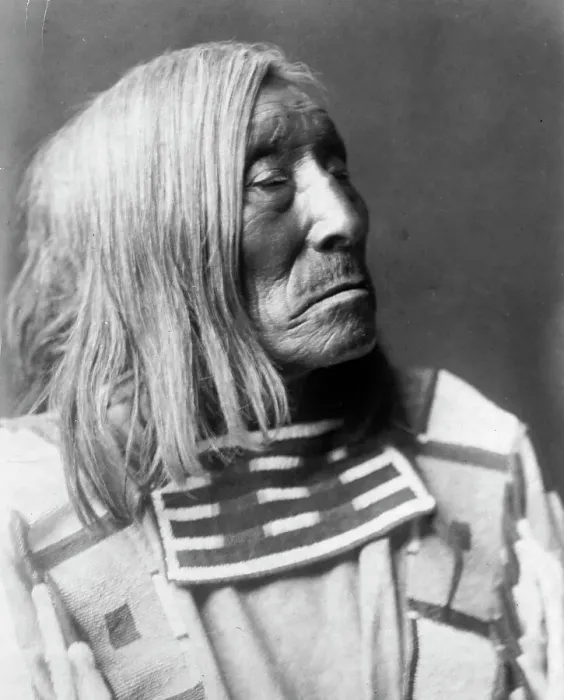 Framed Print : Lone Tree, an Apsaroke Indian, head-and-shoulders portrait, facing right, c1908. Creator: Edward Sheriff Curtis Framed Print : Lone Tree, an Apsaroke Indian, head-and-shoulders portrait, facing right, c1908. Creator: Edward Sheriff Curtis