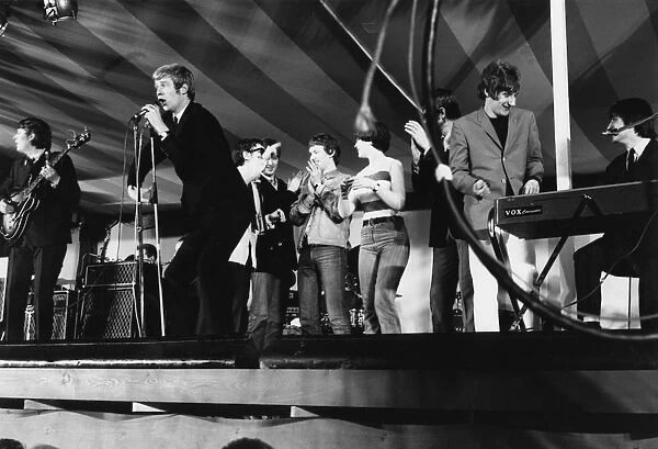 Long John Baldry, Rod Stewart, The Animals, Steam Packet, Richmond Jazz Festival, London, 1965