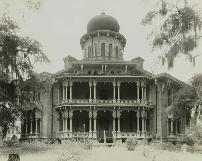 Framed Print : Longwood, Natchez, Adams County, Mississippi, 1938. Creator: Frances Benjamin Johnston