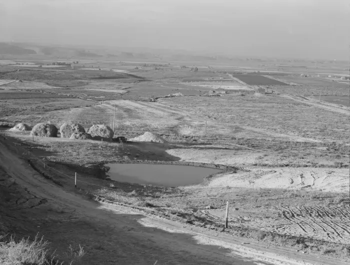 Framed Print : Looking across the Malheur Valley from Lincoln Bench, Malheur County, Oregon, 1939. Creator: Dorothea Lange Framed Print : Looking across the Malheur Valley from Lincoln Bench, Malheur County, Oregon, 1939. Creator: Dorothea Lange