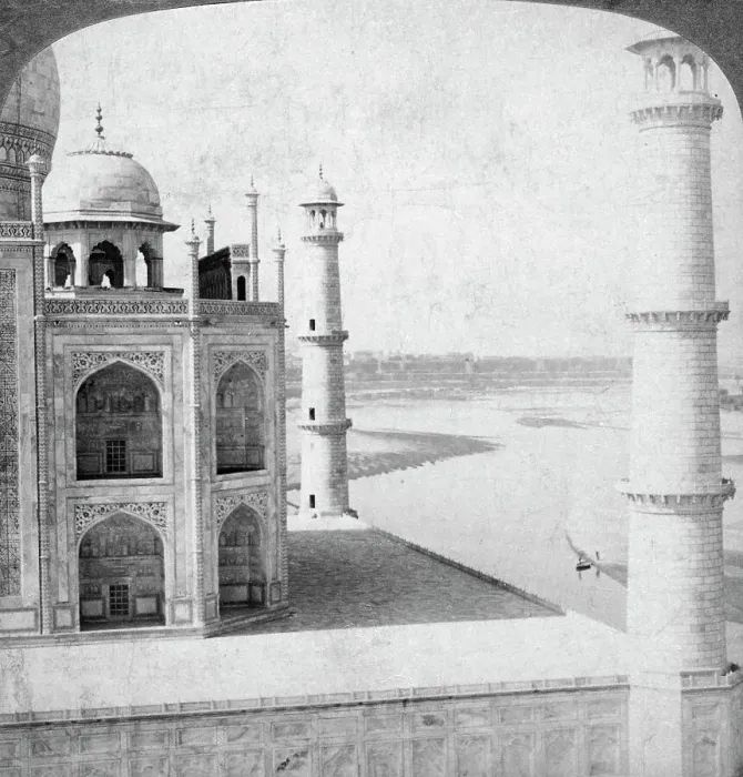 Framed Print : Looking north-west from the Taj Mahal up the Jumna river to Agra, India, 1903. Artist: Underwood & Underwood Framed Print : Looking north-west from the Taj Mahal up the Jumna river to Agra, India, 1903. Artist: Underwood & Underwood