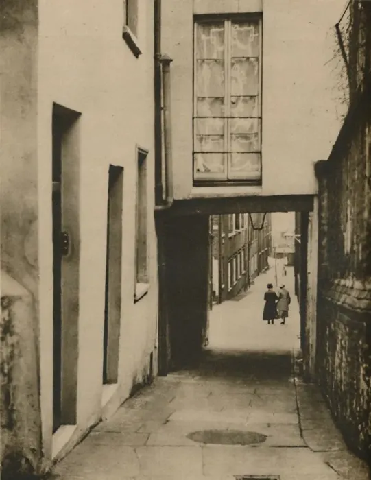 Framed Print : Looking Down Strand Lane Towards The River, c1935. Creator: Unknown Framed Print : Looking Down Strand Lane Towards The River, c1935. Creator: Unknown