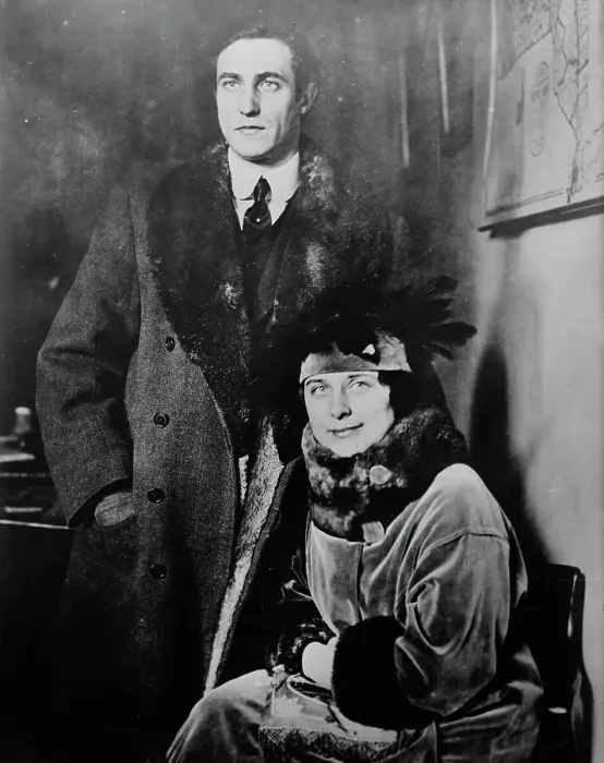 Framed Print : Lou Tellegen & Geraldine Farrar, between c1915 and c1920. Creator: Bain News Service Framed Print : Lou Tellegen & Geraldine Farrar, between c1915 and c1920. Creator: Bain News Service