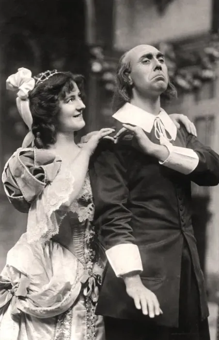 Framed Print : Louie Pounds and Powis Pinder in Lady Tatters, 1907. Artist: Foulsham and Banfield